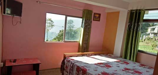 Single Bedded Rooms In Takdah Homestay